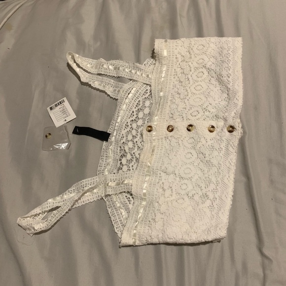 UO Flora Bra Top - Picture 4 of 4